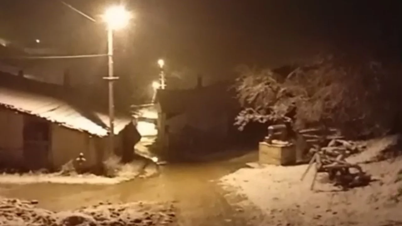 Mart ayında kar s&uuml;rprizi
