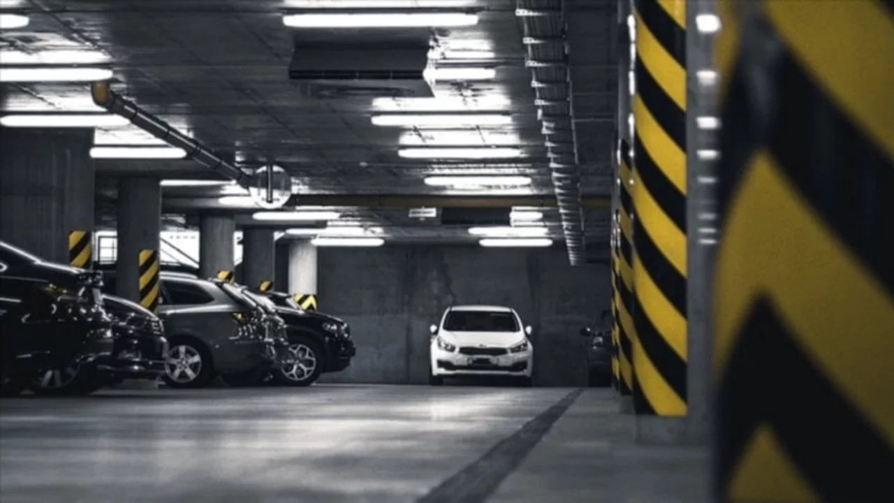 KDK: Otoparkta zarar gören arıcın masrafı otoparka ait