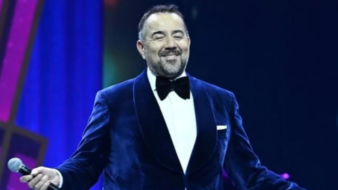 Ata Demirer aşk tatilinde! Genç sevgilisiyle Venedik kaçamağı 