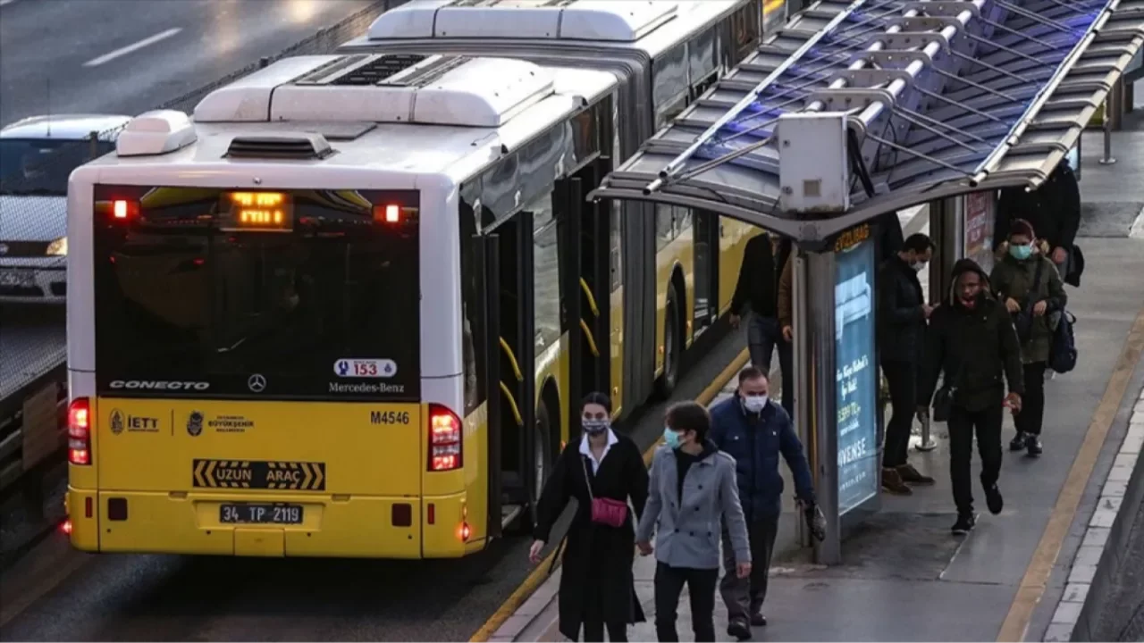 Bayramda otob&uuml;s &uuml;cretsiz mi, hangi toplu taşımalar bedava? Karar Resmi Gazete'de yayımlandı!