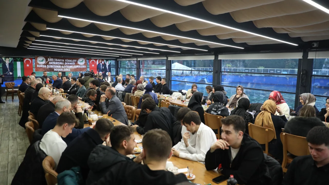 Batı Trakya Türkleri Bursa'da bayramlaştı 