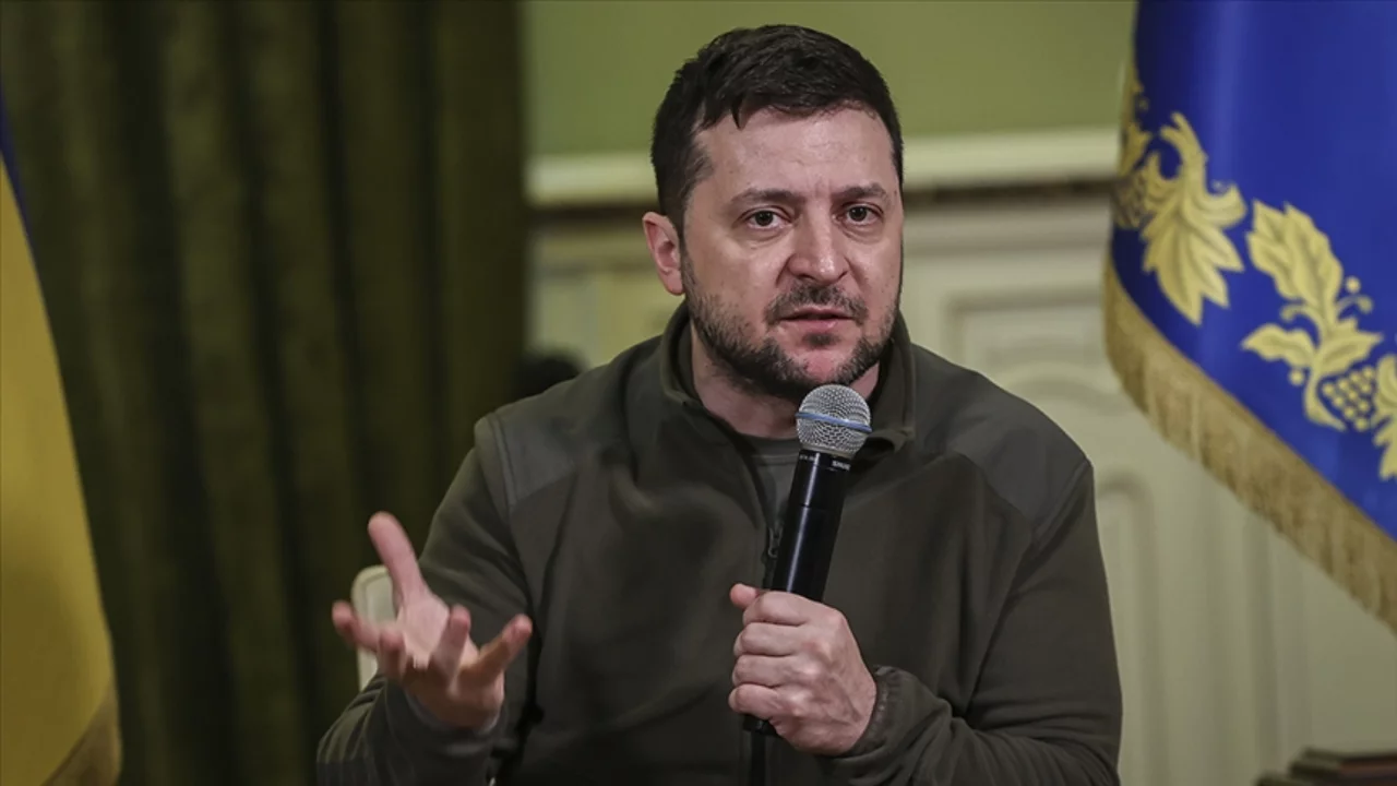 Zelenskiy, savaşın sona erdirilmesi konusunda ABD ile istişarelerin sürdüğünü belirtti
