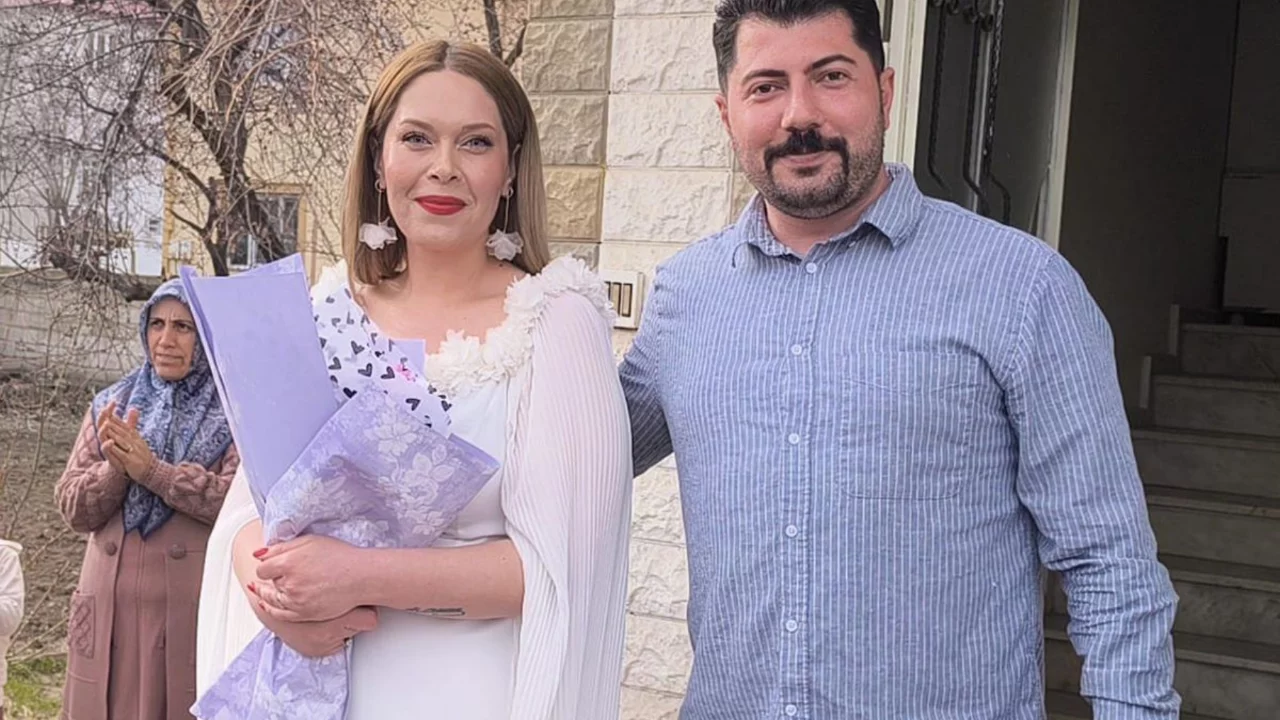 Iğdır'da Nevruz geleneği: Nişanlı kızlara 'honca' g&ouml;nderildi