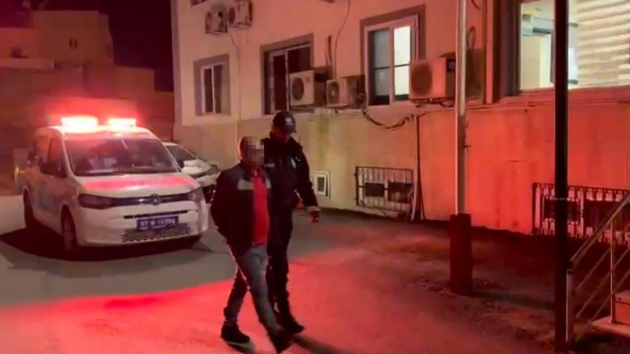 Adana'da 18 yıl 11 ay hapis cezasıyla aranan firari yakalandı