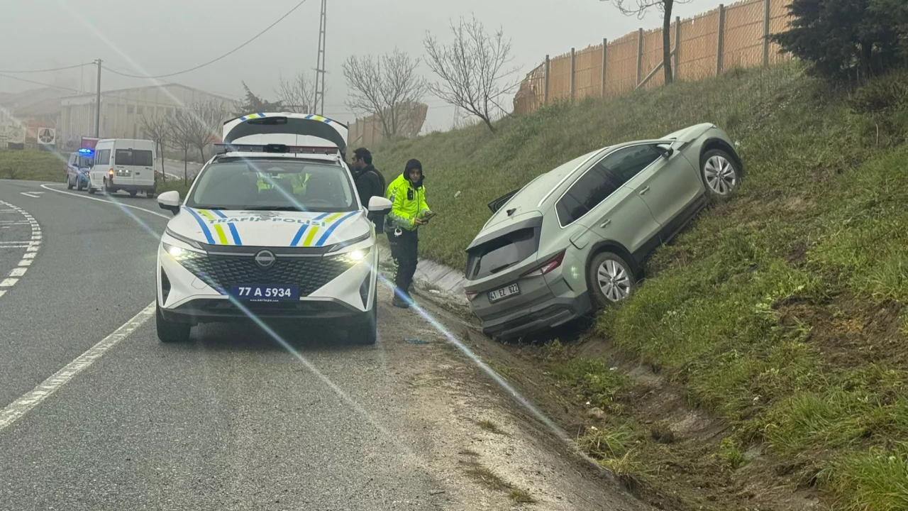 Orhangazi Yalova yolunda korkutan kaza! Önündeki araca çarpıp sete çıktı...