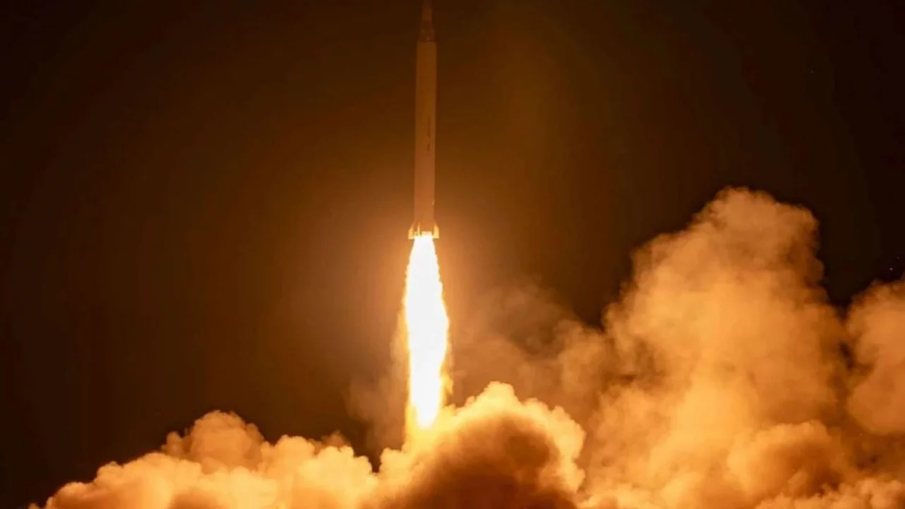 İran'dan kritik 48 saat uyarısı! Su depolayıp, telefonlarınızı şarj edin