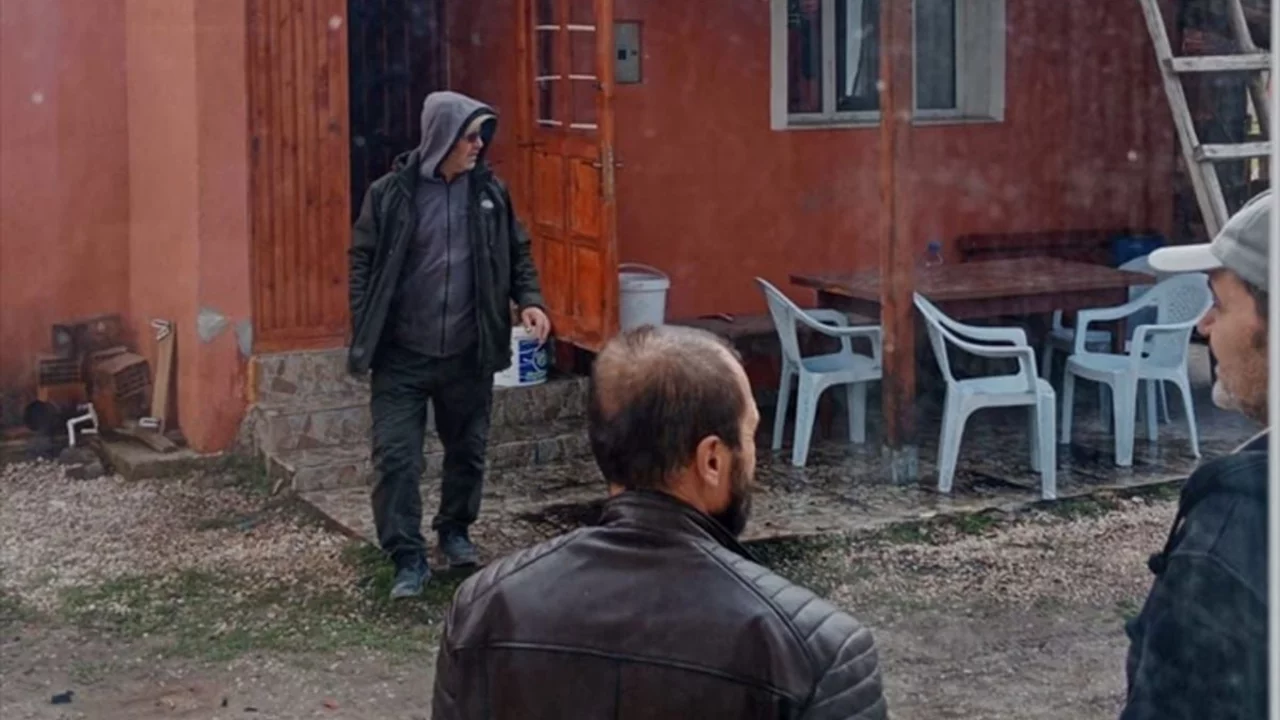 G&ouml;yn&uuml;k'te &ccedil;ıkan &ccedil;atı yangını s&ouml;nd&uuml;r&uuml;ld&uuml;