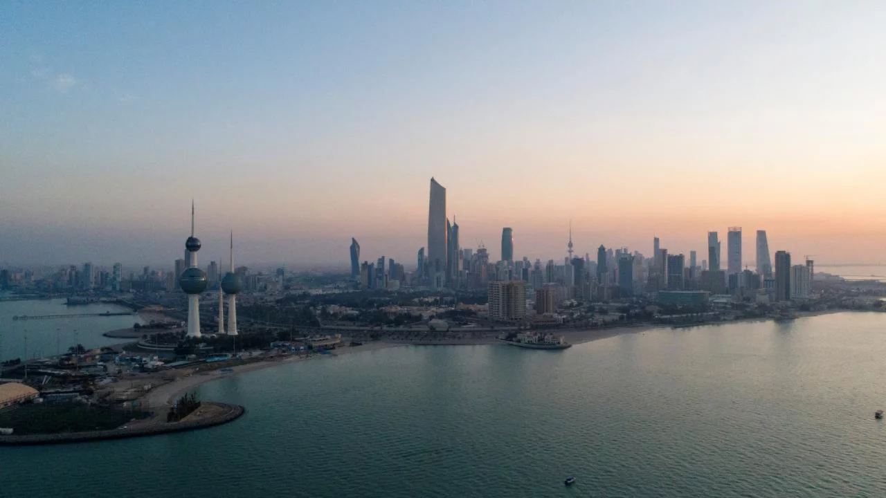 Kuveyt: Son 24 saatte ülkeye 17 balistik füze ile 13 İHA atıldı 