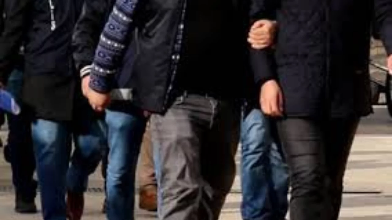 Tekirdağ'da uyuşturucu operasyonlarında yakalanan 10 ş&uuml;pheli tutuklandı
