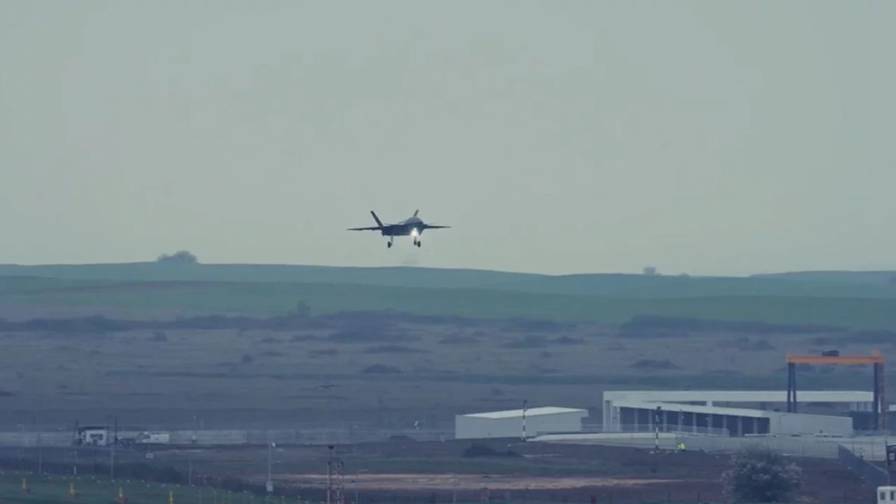 Bayraktar KIZILELMA eğitim u&ccedil;uşunu başarıyla tamamladı