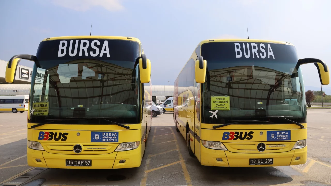 Bursa'da ulaşımda geçici düzeleme: BBBUS durağı taşındı