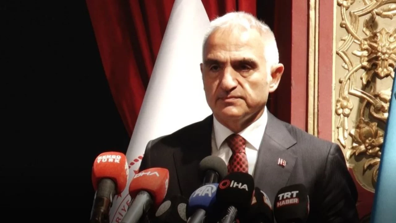 Bakan Ersoy: "Ziya G&ouml;kalp yalnızca bir yazar ya da şair değil, T&uuml;rk d&uuml;nyasının fikir babasıdır"