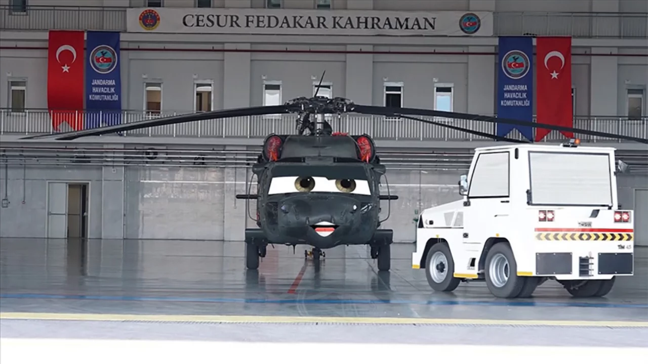 G&Ouml;KBEY sahneye &ccedil;ıktı! Jandarma'dan g&uuml;l&uuml;mseten kısa film