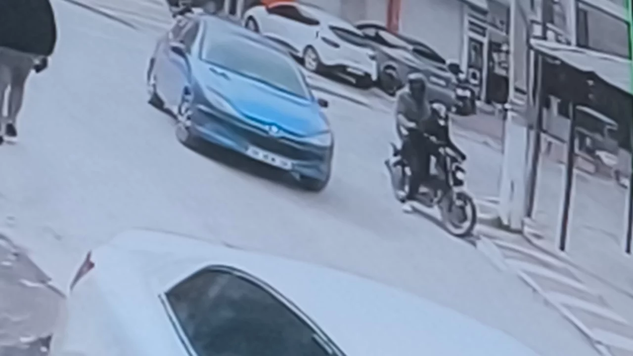 İzmir'de kuyumcuyu pompalı t&uuml;fekle soyan 3 ş&uuml;pheli tutuklandı