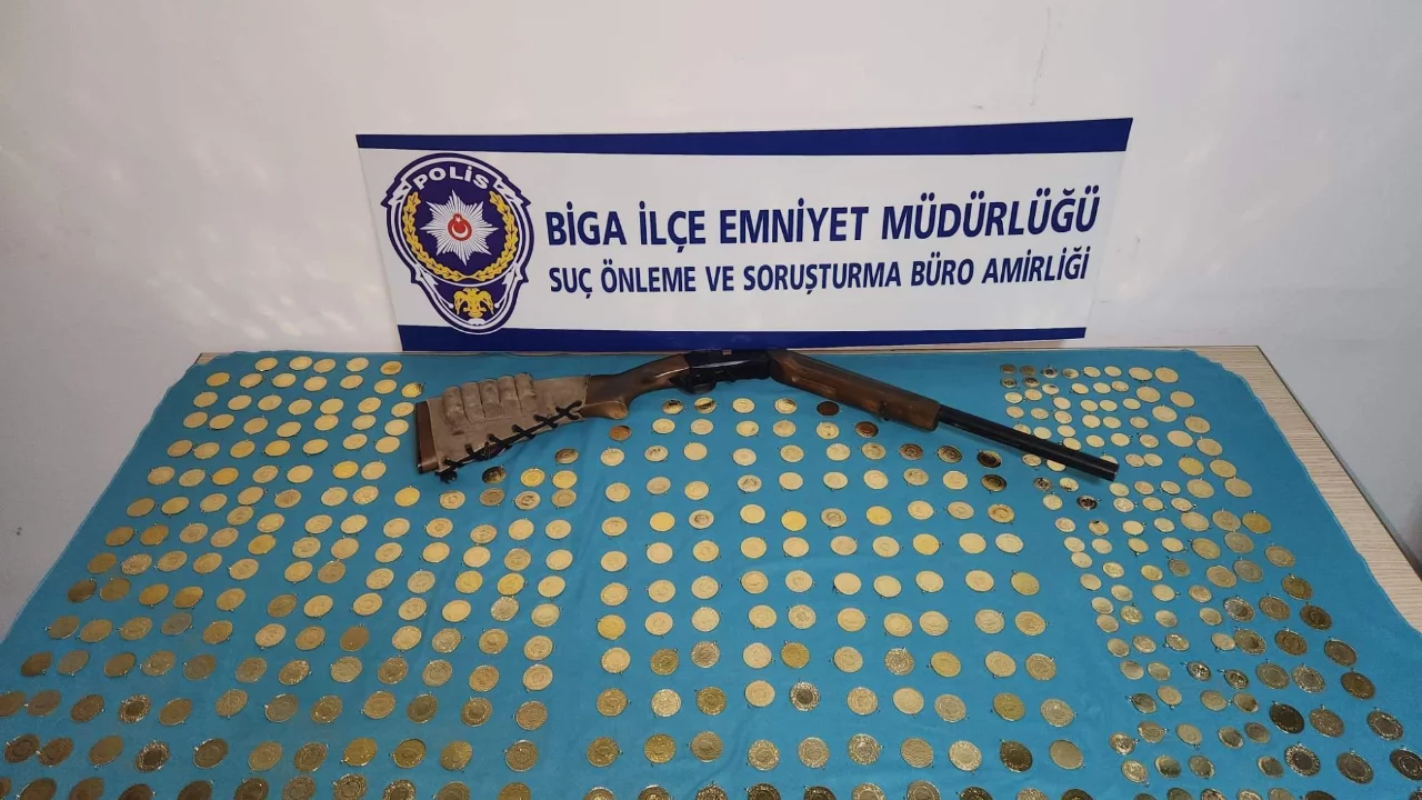 Biga'da 438 adet sahte altın ele ge&ccedil;irildi