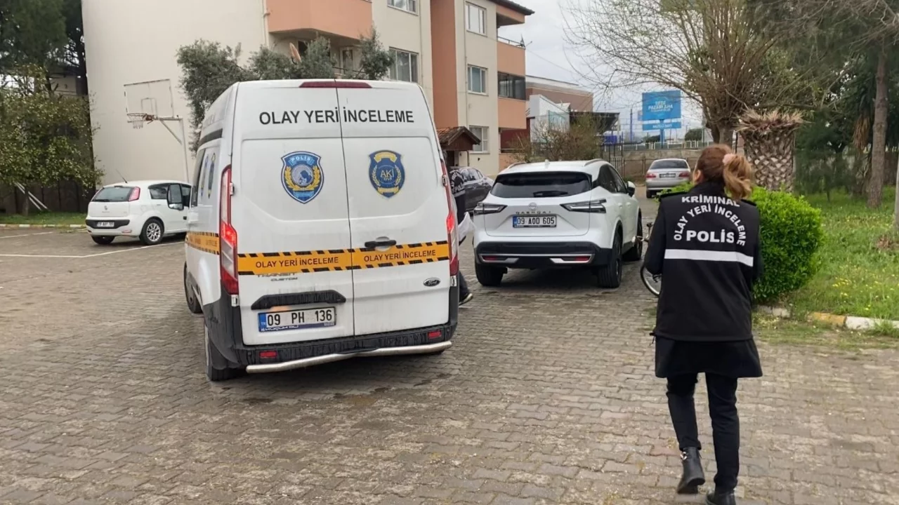 Aydın'da kadın baş gardiyan evinde &ouml;l&uuml; bulundu