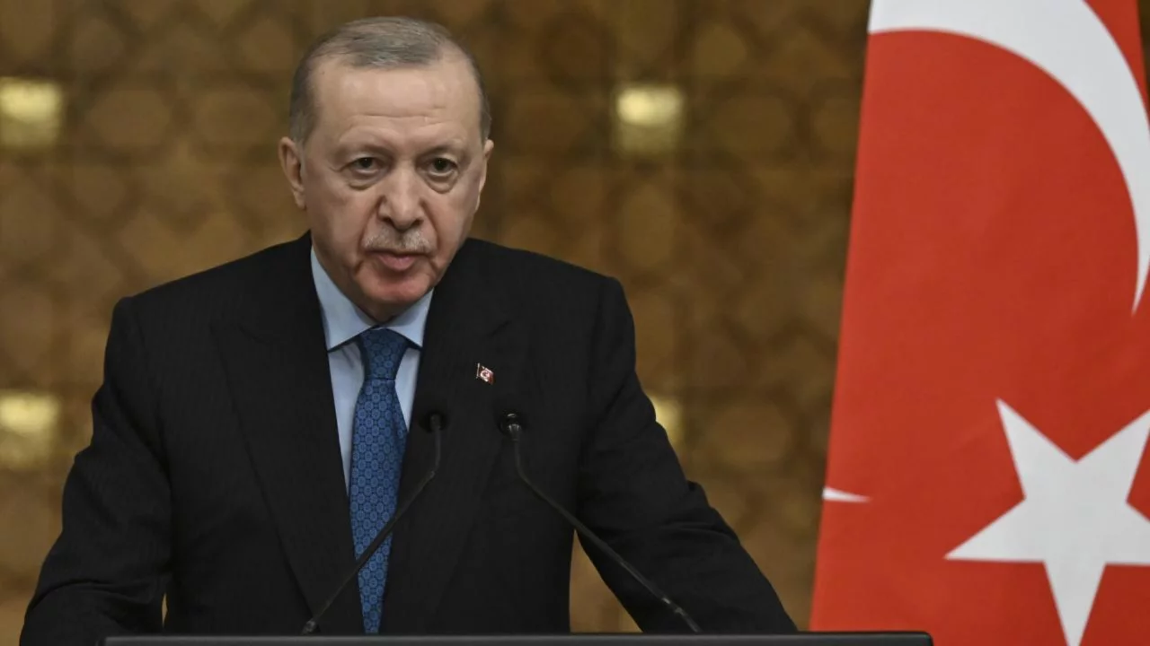 Cumhurbaşkanı Erdoğan'dan şehit ailesine başsağlığı mesajı