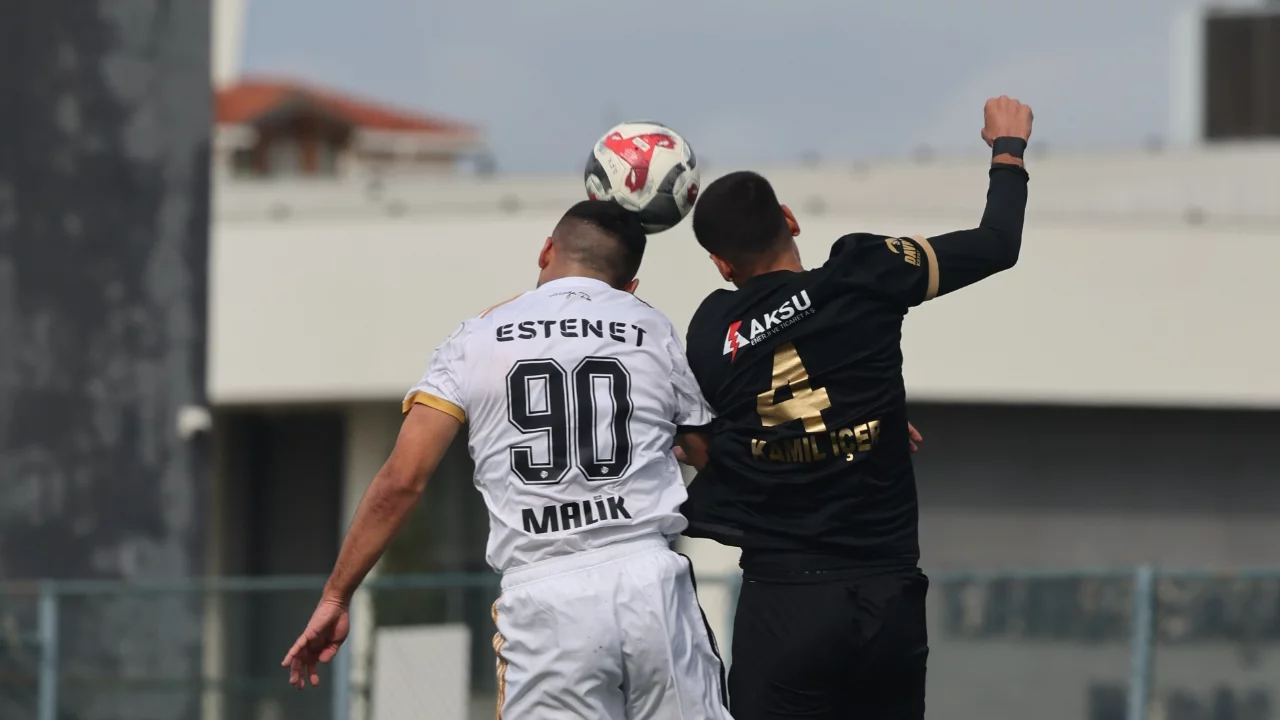 Bursaspor'un en yakın rakibi darmadağın oldu!  