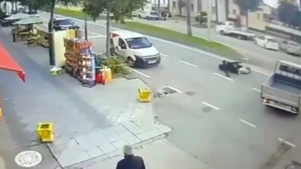 Motosiklet tutkunu gen&ccedil; hayatını kaybetti