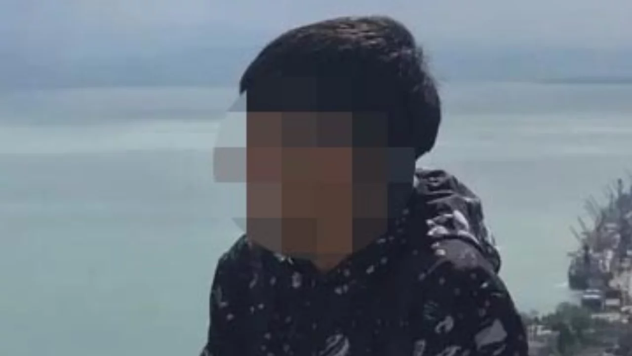 Markette başlayan kavga dışarı taştı; 17 yaşındaki &ccedil;ocuk g&ouml;ğs&uuml;nden bı&ccedil;aklandı