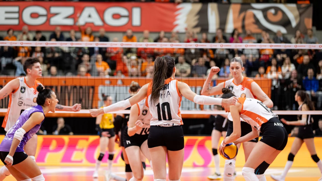 Eczacıbaşı Dynavit, play-off serisi ilk ma&ccedil;ını kaybetti