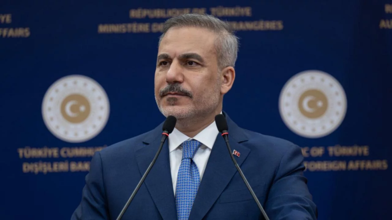 Bakan Fidan, İranlı ve Pakistanlı mevkidaşlarıyla g&ouml;r&uuml;şt&uuml;