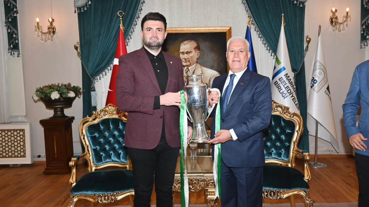 Bursaspor Başkanı Enes Çelik'ten 'Bozbey' açıklaması!