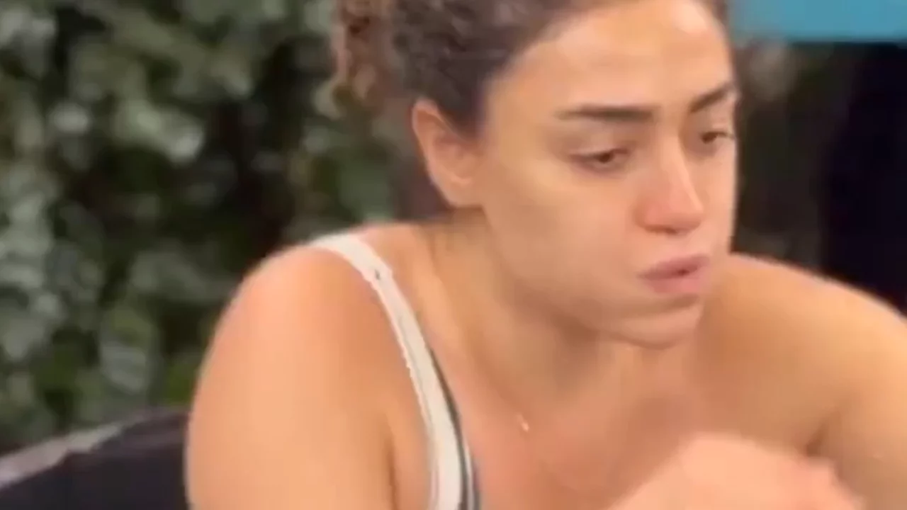 Dilan &Ccedil;ıtak Tatlıses buzlu suda meydan okudu
