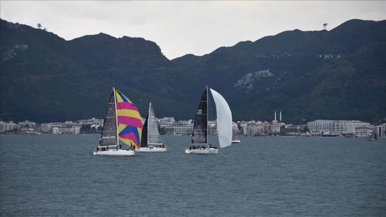 Marmaris'te "18. Campus Cup" yelkenli yarışları başladı