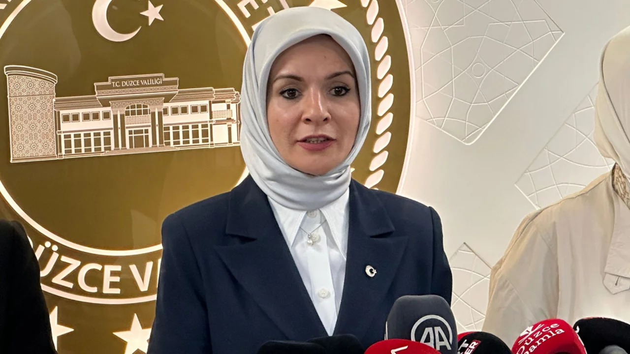 Bakan G&ouml;ktaş: "T&uuml;rk D&uuml;nyası aile vizyonu i&ccedil;in engel yok"