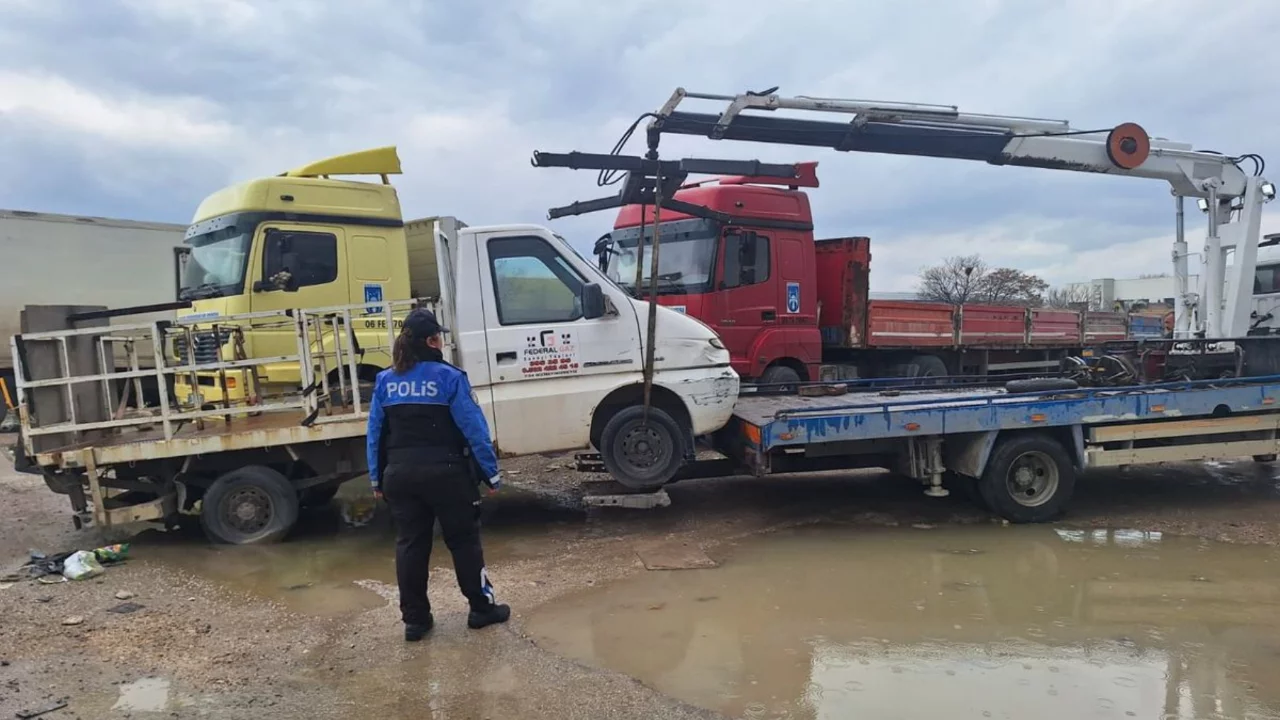 Hurda ara&ccedil;lar ekonomiye kazandırılıyor