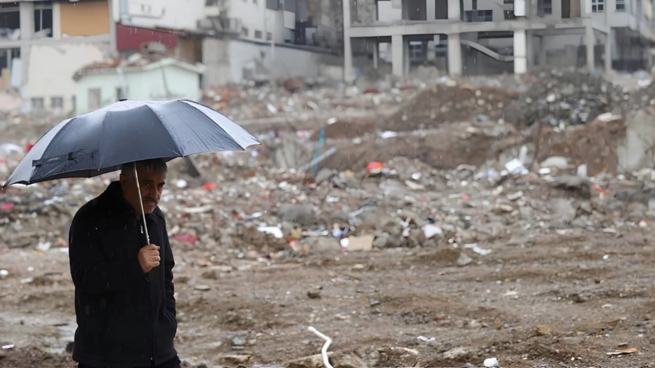 Yağmur depremi tetikler mi? Bilim insanları yanıtladı