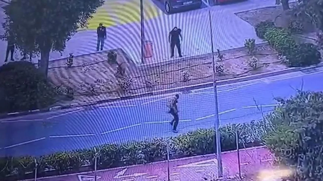 Kıbrıs'ı karıştıran olay! Rum tarafından KKTC vatandaşlarına &ccedil;irkin saldırı...