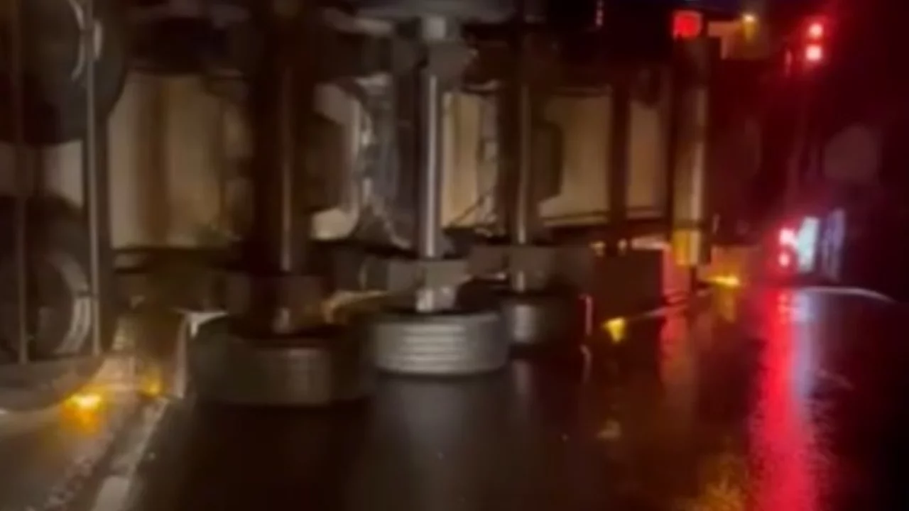 D-650'de zincirleme kaza: Kilometrelerce araç kuyruğu oluştu