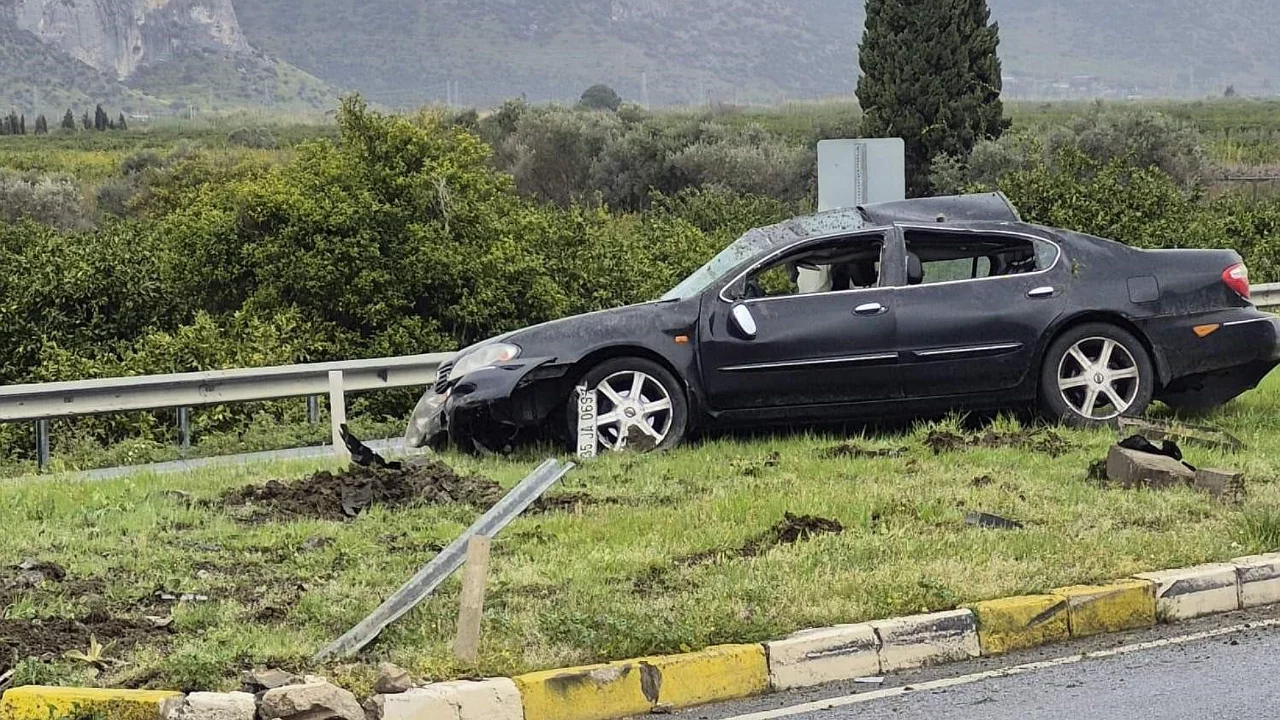 Kaygan yolda zincirleme trafik kazası