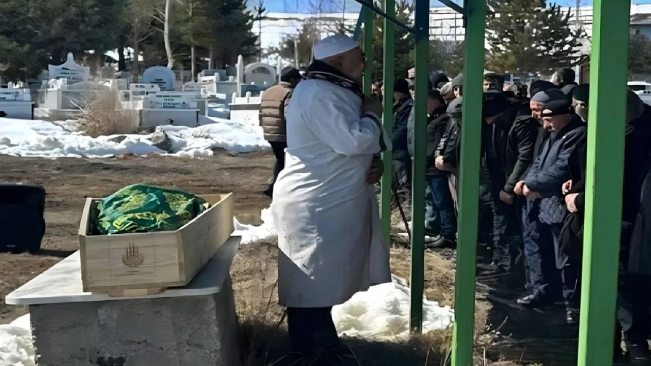 Serhat şehrinde tartışma yaratan cenaze namazı!