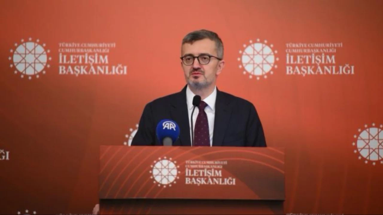 İletişim Başkanı Duran'dan Hatemi i&ccedil;in başsağlığı mesajı