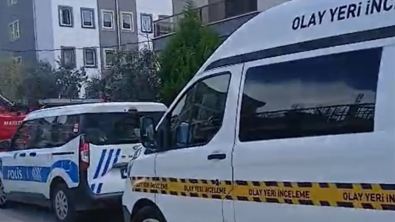 Y&uuml;ksekten d&uuml;şen &ccedil;ocuk ağır yaralandı