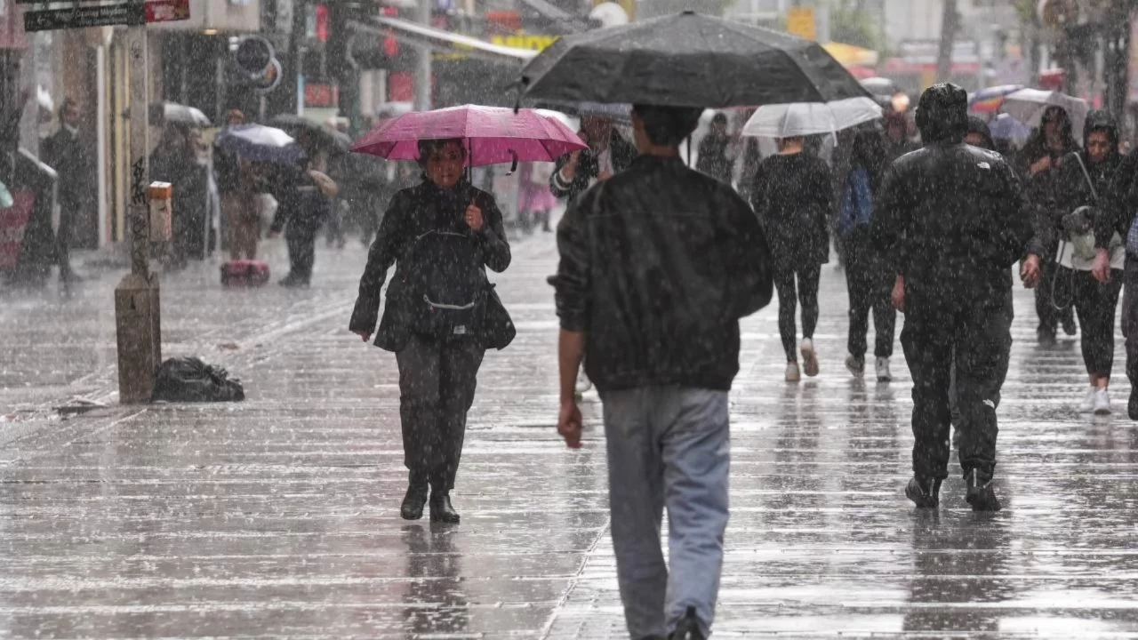 Bursa'da bugün hava nasıl olacak? Meteoroloji güncel tahmin raporunu paylaştı (3 Nisan Cuma)