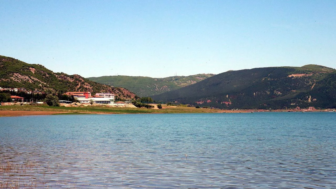 Yağışlar Almus Baraj G&ouml;l&uuml;'n&uuml;n seviyesini artırdı