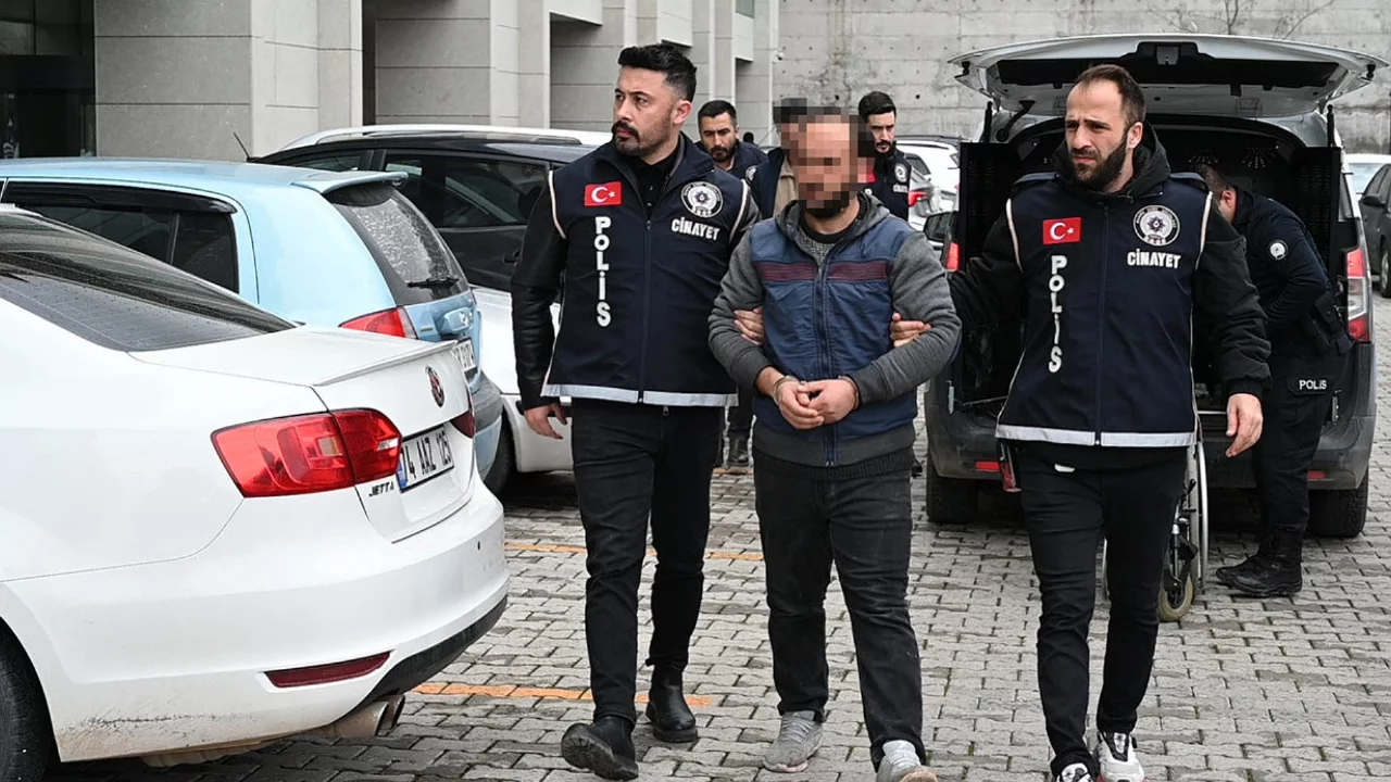 Hastanede şoke eden olay! Doğum yapan kadın ile erkek arkadaşına bı&ccedil;aklı saldırı