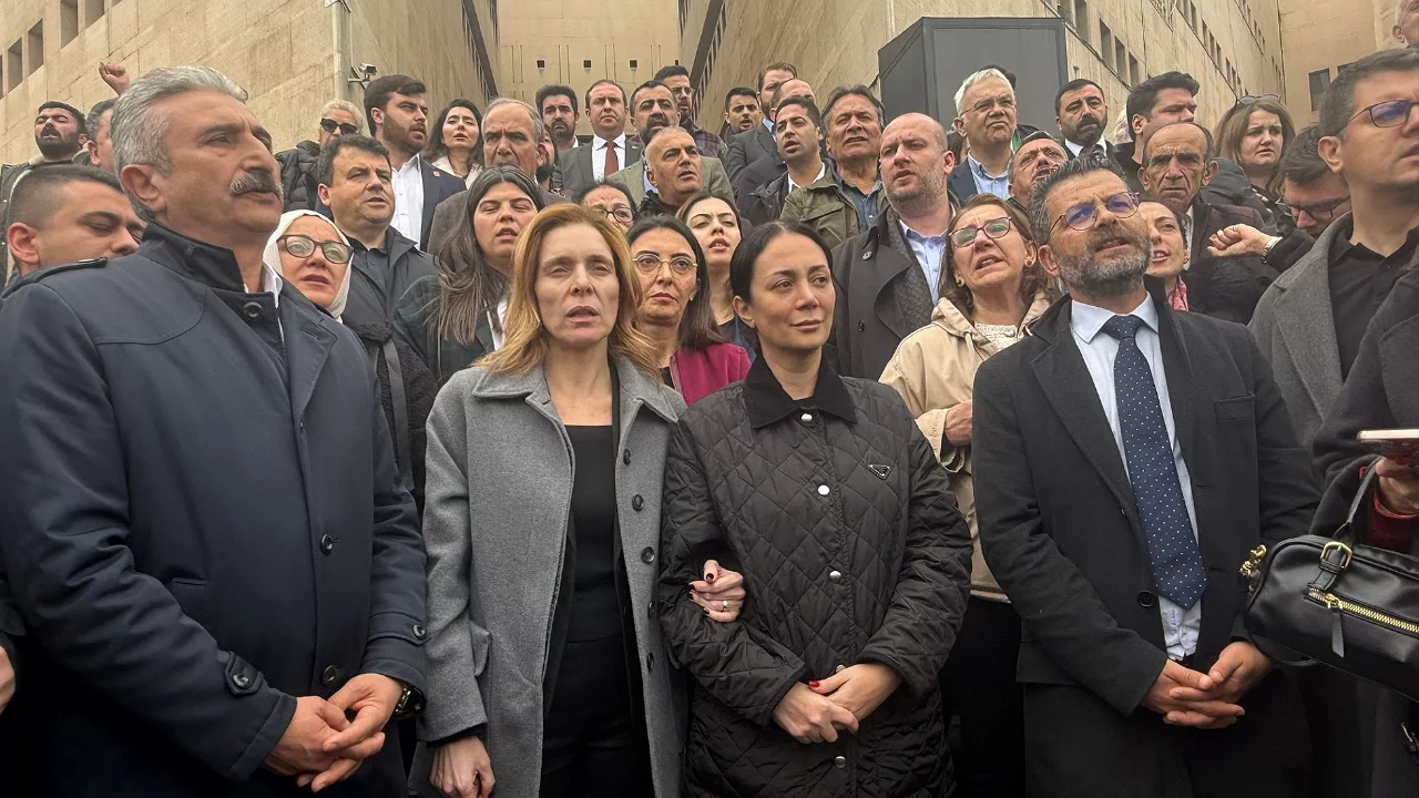 Serbest bırakılan Seden Bozbey'den adliye çıkışı açıklama!