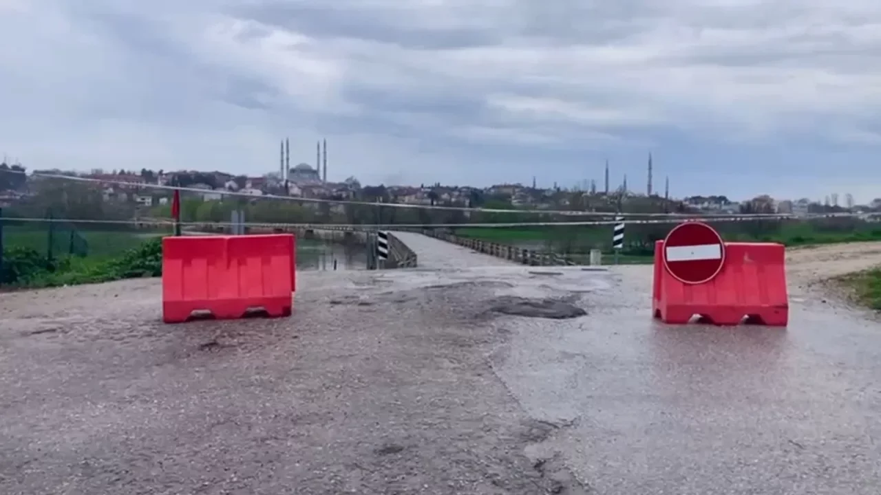 Yağışların ardından Tunca Nehri taştı! Alarm verildi