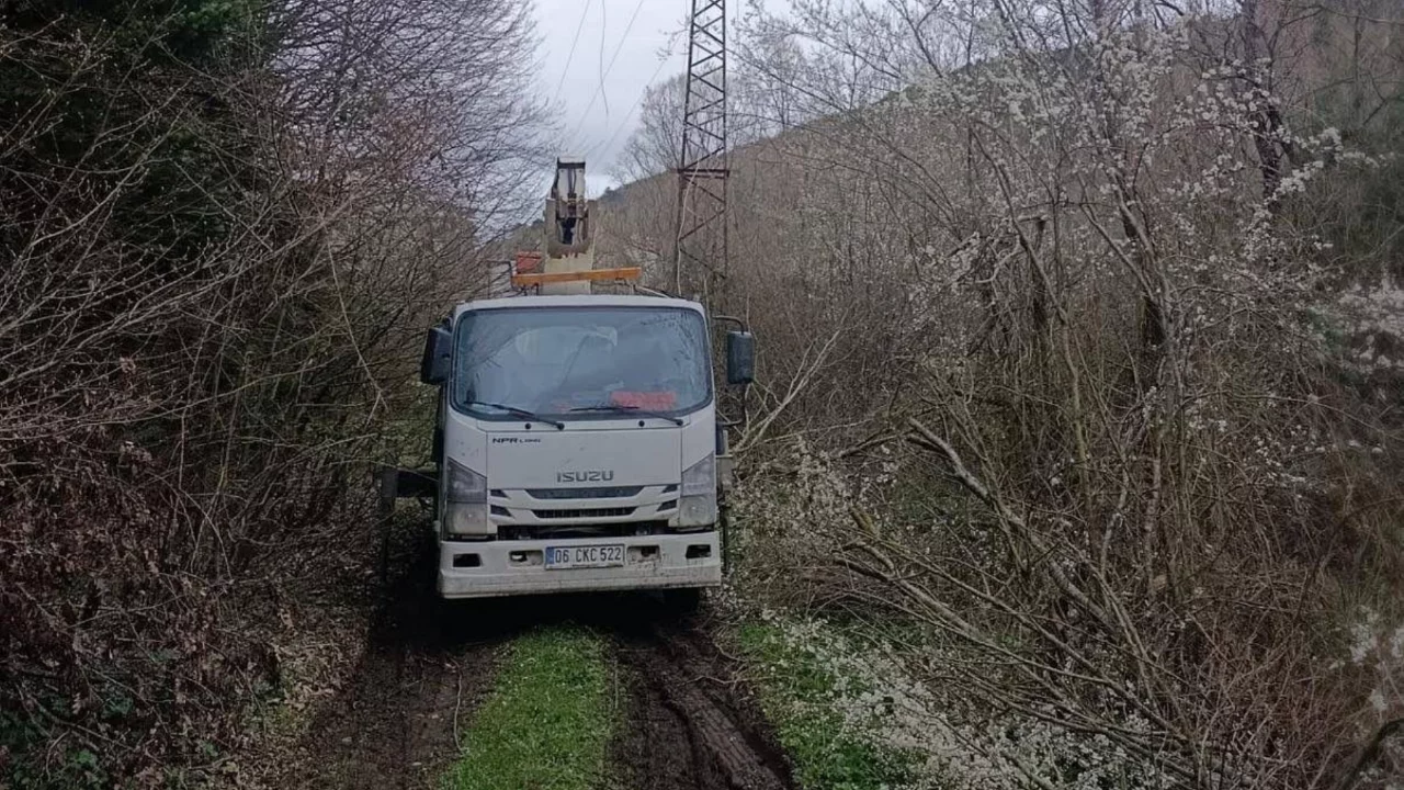 Bilecik'te elektrik akımına kapılan iş&ccedil;i ağır yaralandı