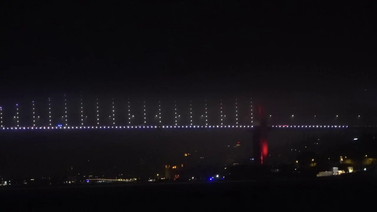 İstanbul'da yoğun sis etkili oluyor