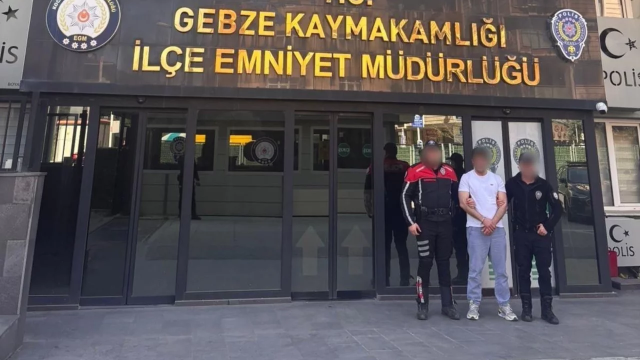 30 yıl hapis cezasıyla aranan h&uuml;k&uuml;ml&uuml; yakalandı