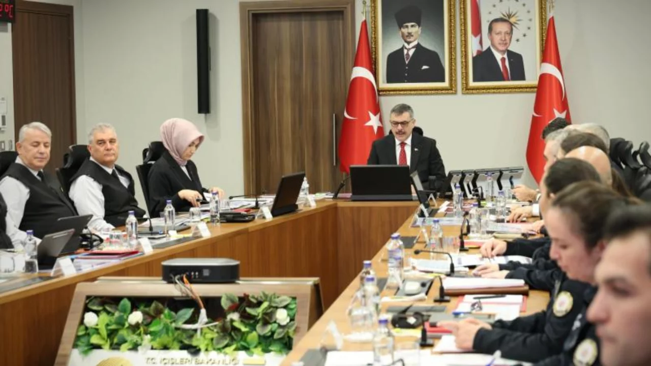 İ&ccedil;işleri Bakanlığı'nca valilerle "G&uuml;venlik Toplantısı" yapıldı
