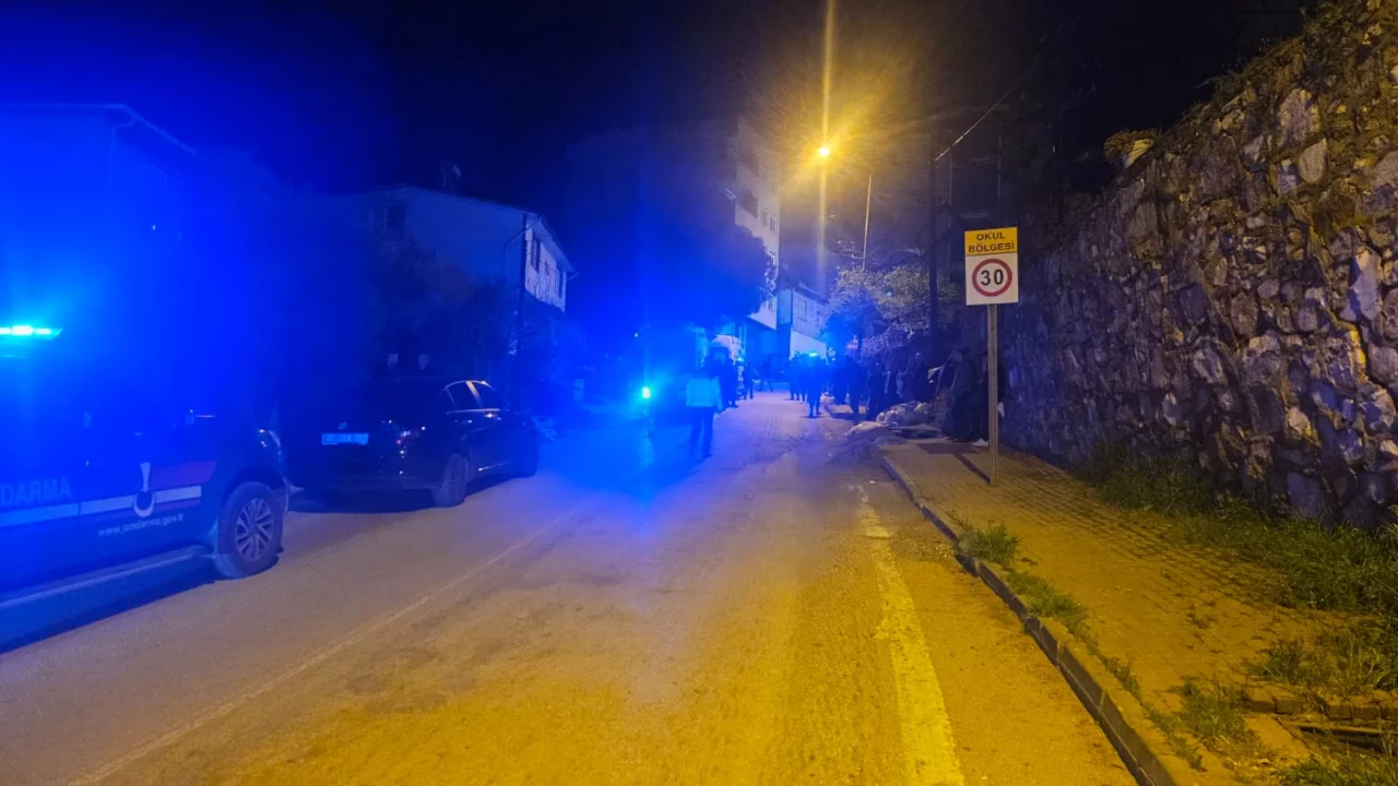 Bursa'da husumetliler köy kahvesinde çatıştı! Can kayıpları var...