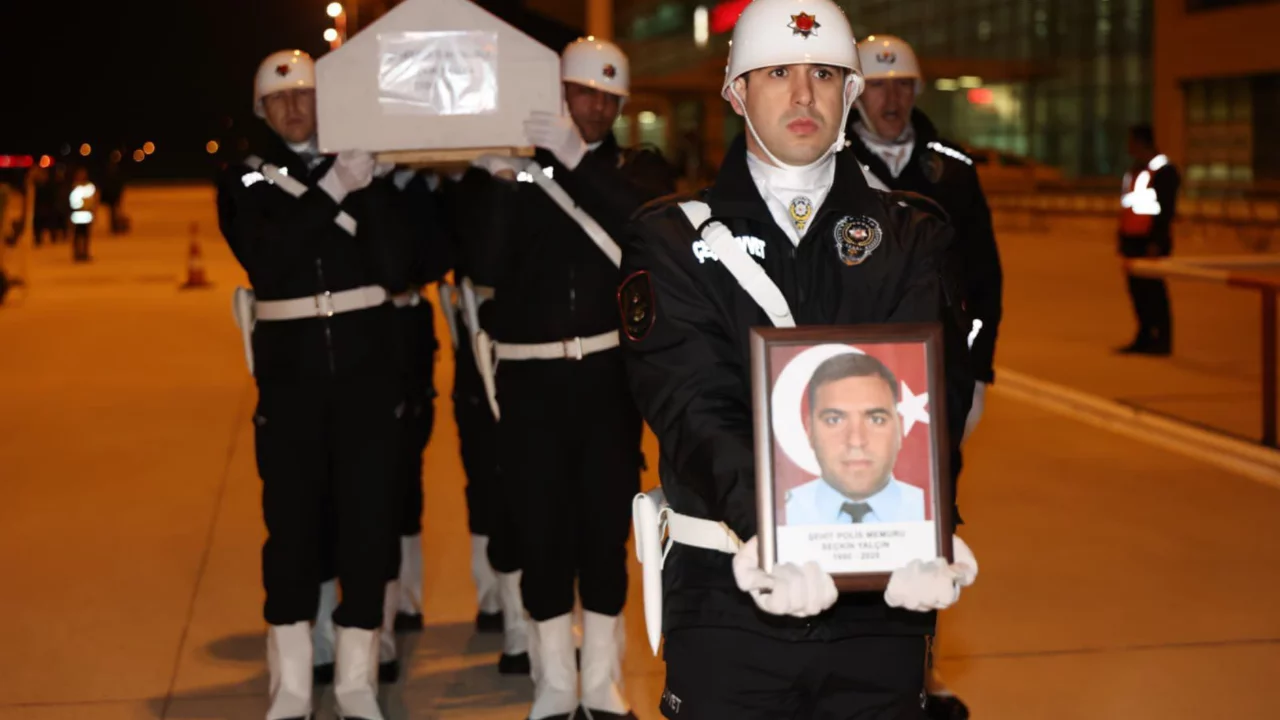Şehit polis Se&ccedil;kin Yal&ccedil;ın'ın cenazesi, memleketi Elazığ'a getirildi