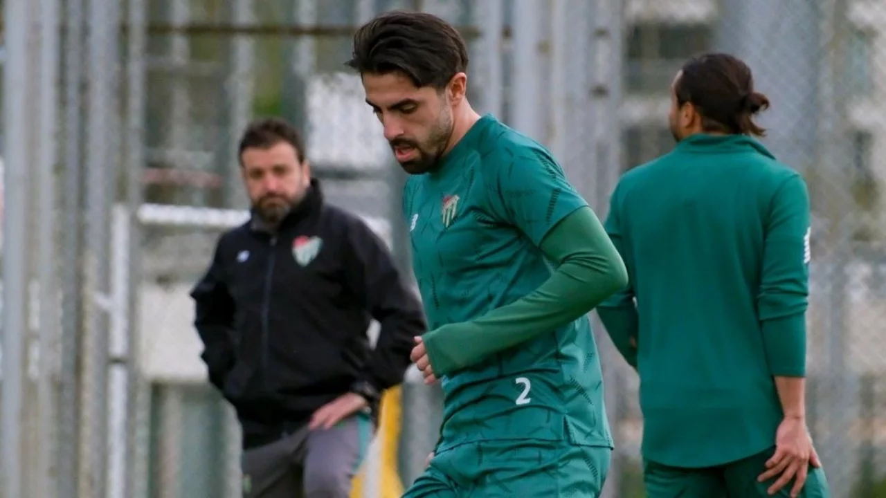 Bursaspor'da Ankara Demirspor mesaisi başladı